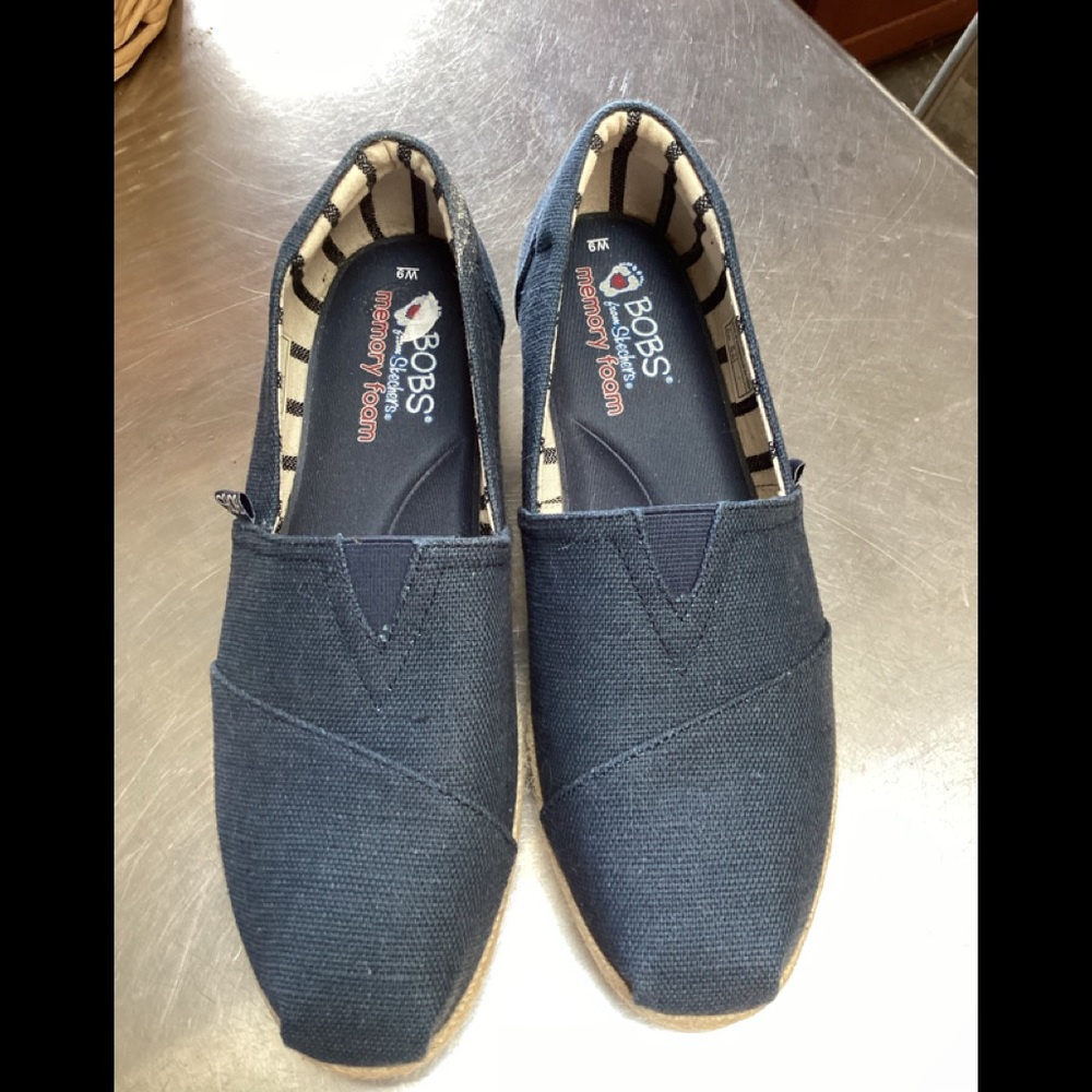 Skechers Bobs Espadrille 9 NWOT